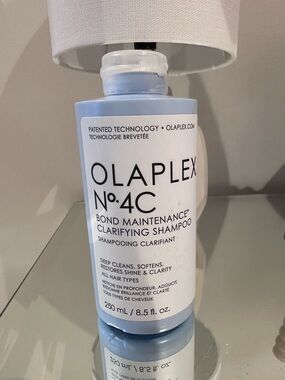 OLAPLEX No. 4C Clarifying Shampoo — Light Blue and White Bottle NWT